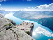 Cliff Preikestolen